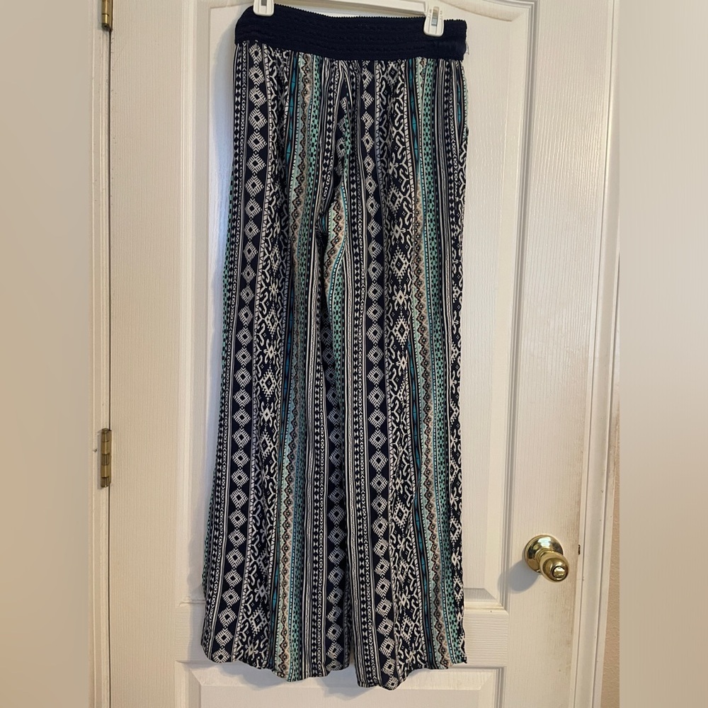 Joe B Black, White & Teal Wide Leg Jumpsuit Pants - Picture 2 of 6